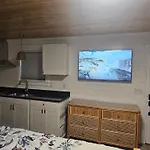 Beautiful Cozy Cabin To Relax In Charleston Sc