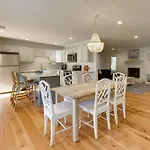3 Mi To Beach Coastal Escape In Mount Pleasant