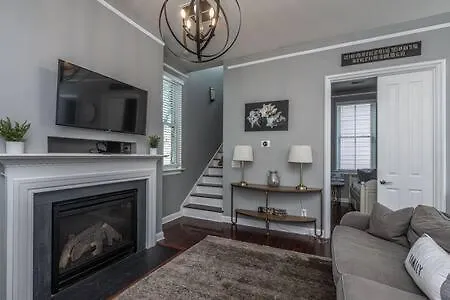 Southern Gem In Park Circle