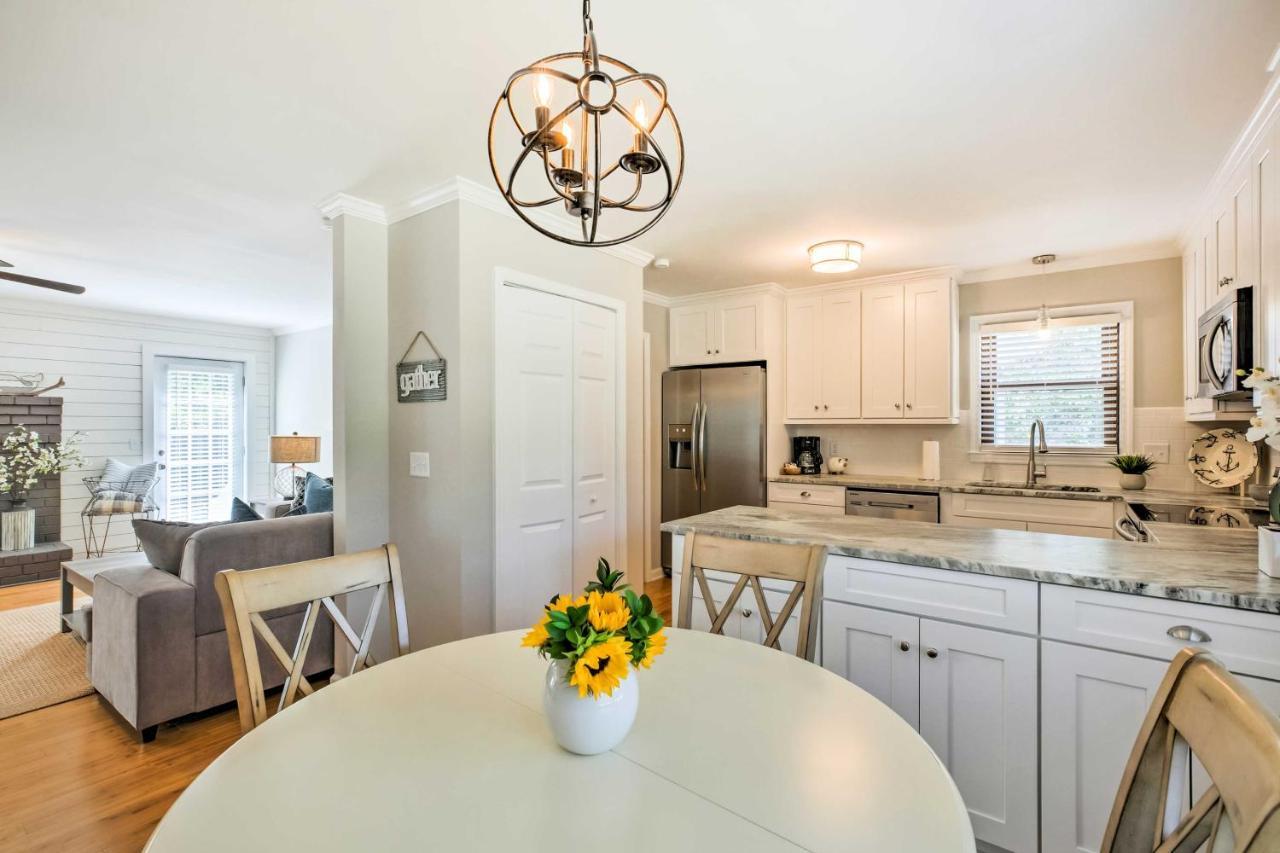 Holiday home Modern Southern Comforts Near *