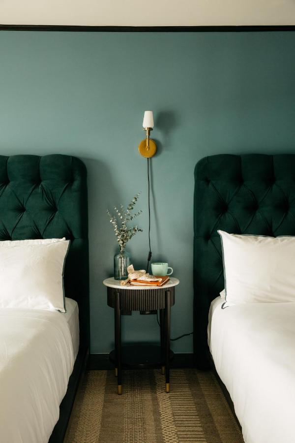 Hotel Emeline 4*