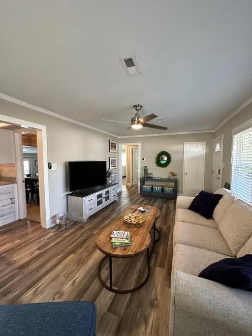 Area Hideaway Holiday home Charleston
