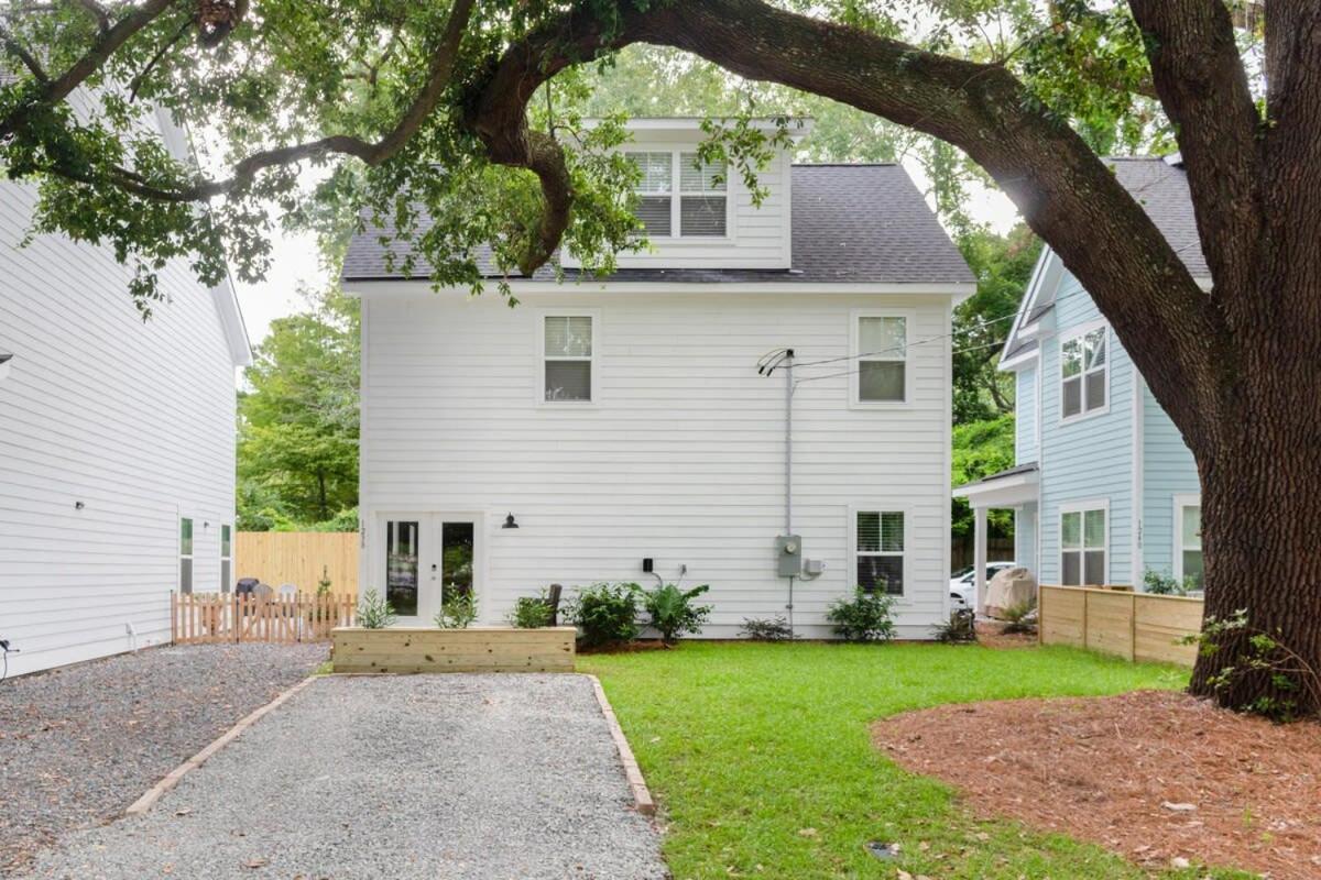 Southern Charming New Mins To & Dwntn Holiday home Charleston