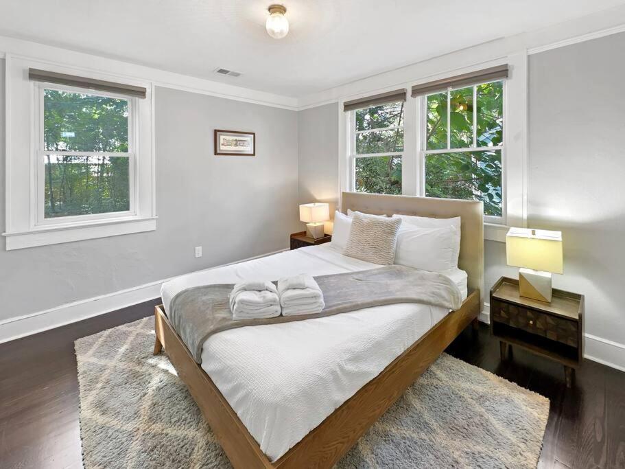 Holiday home Location! Minutes To Downtown And Folly Charleston