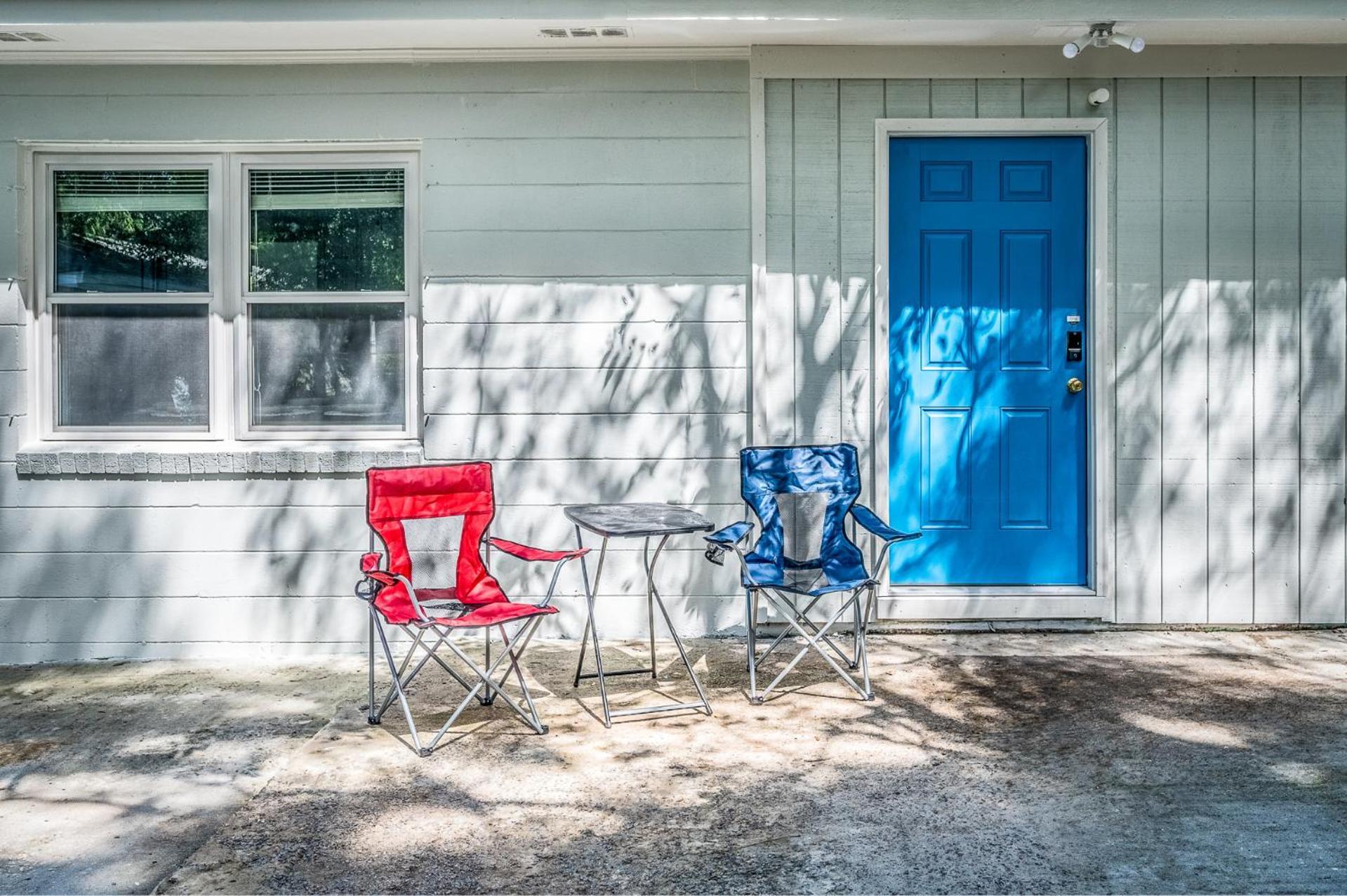 Southern Charm Getaway- 3br In Park Circle *