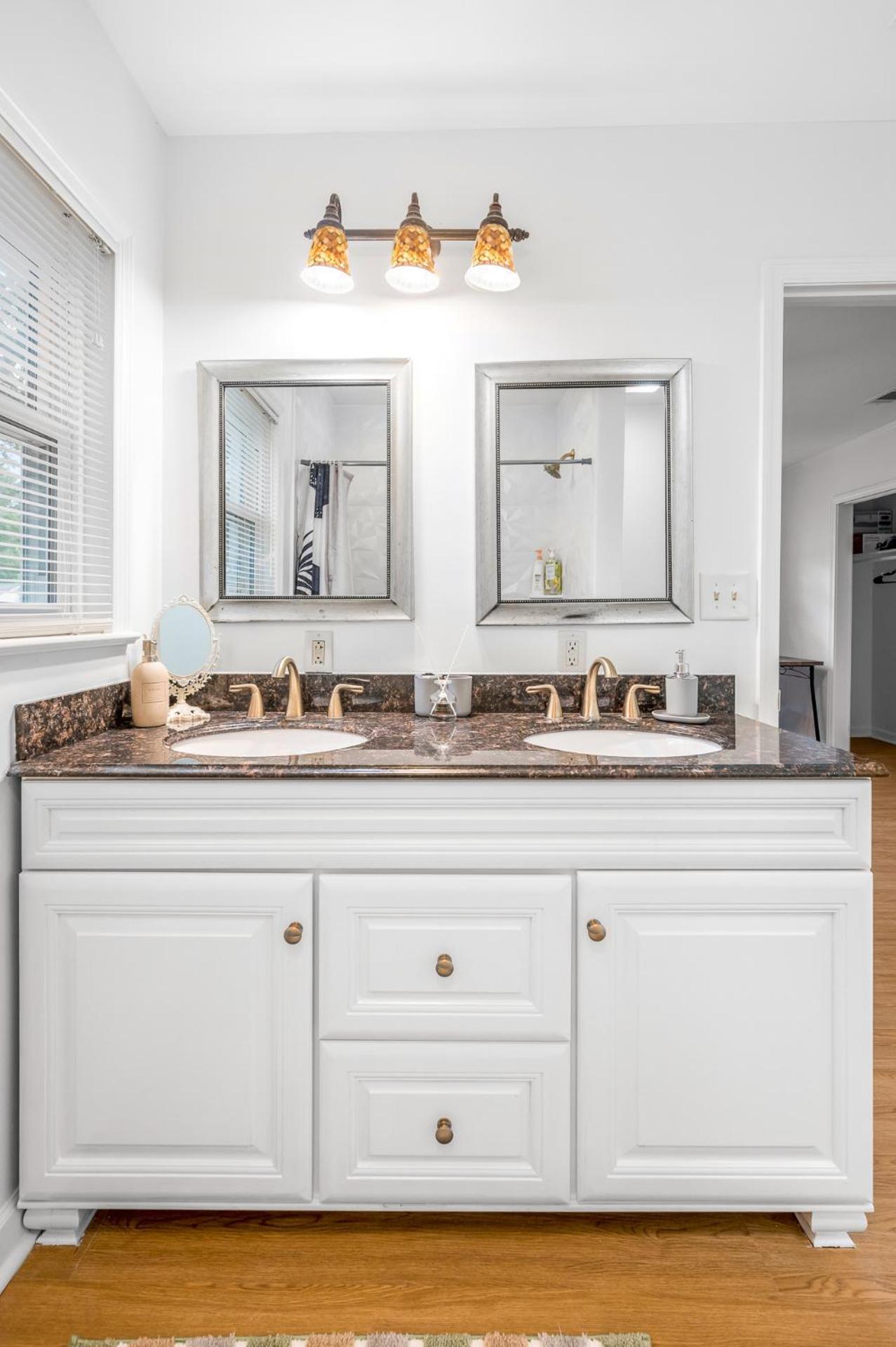 Apartment Southern Charm Getaway- 3br In Park Circle