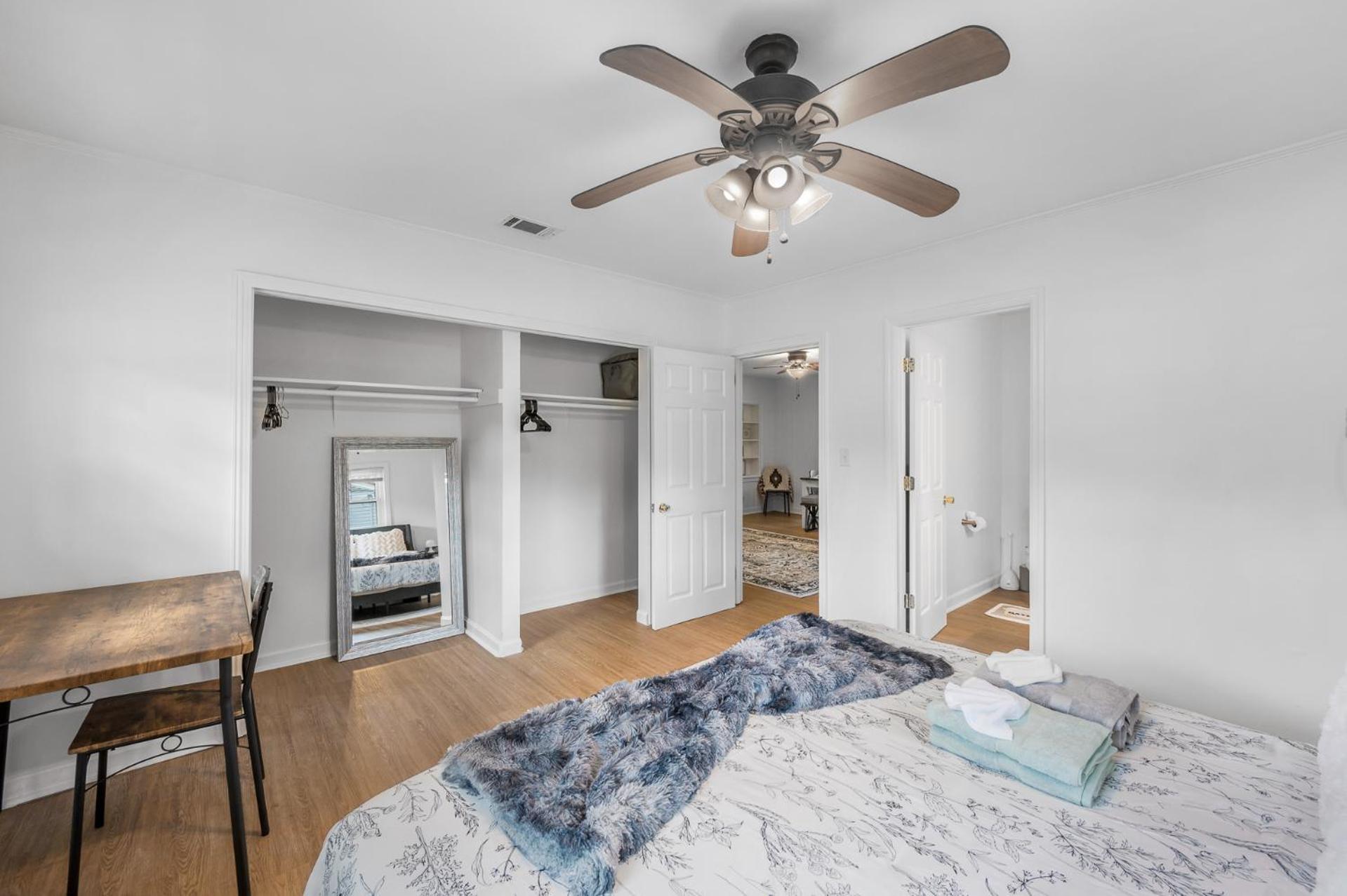 Southern Charm Getaway- 3br In Park Circle Charleston