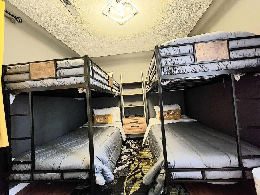 Holiday home Hi-tek Manor B - Prime Location - 2-75 Inch 4k Tvs
