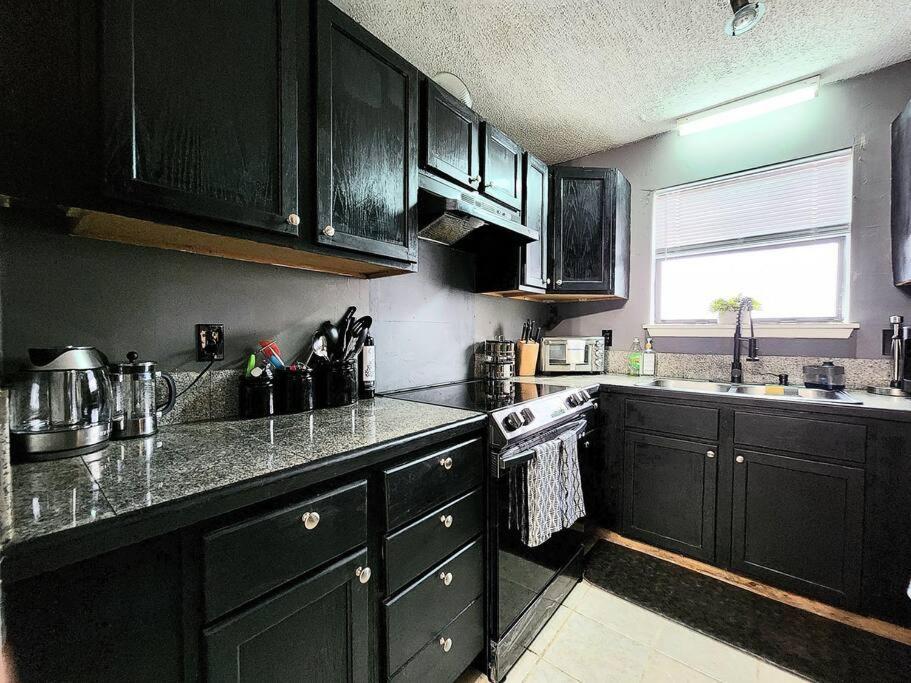 Holiday home Hi-tek Manor B - Prime Location - 2-75 Inch 4k Tvs Charleston