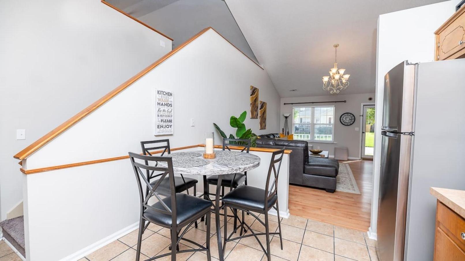 Holiday home Lavender Escape, Near The Airport & Restaurants Charleston