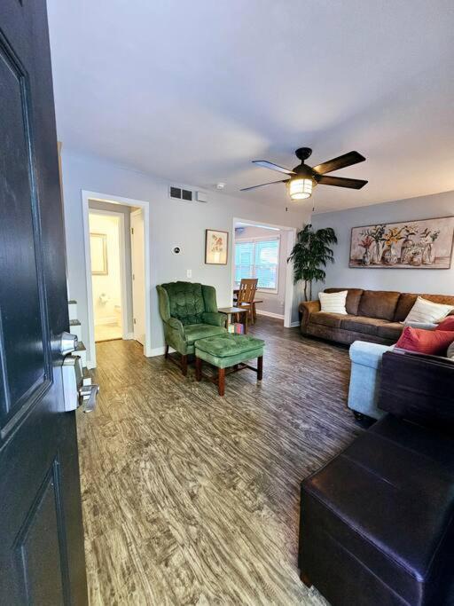 Holiday home Madrona's Park Circle Place- Fenced & Convenient Charleston