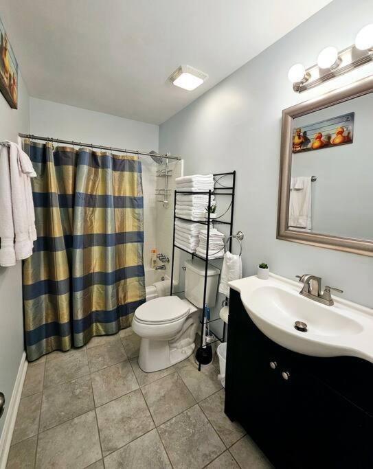 Madrona's Park Circle Place- Fenced & Convenient Holiday home