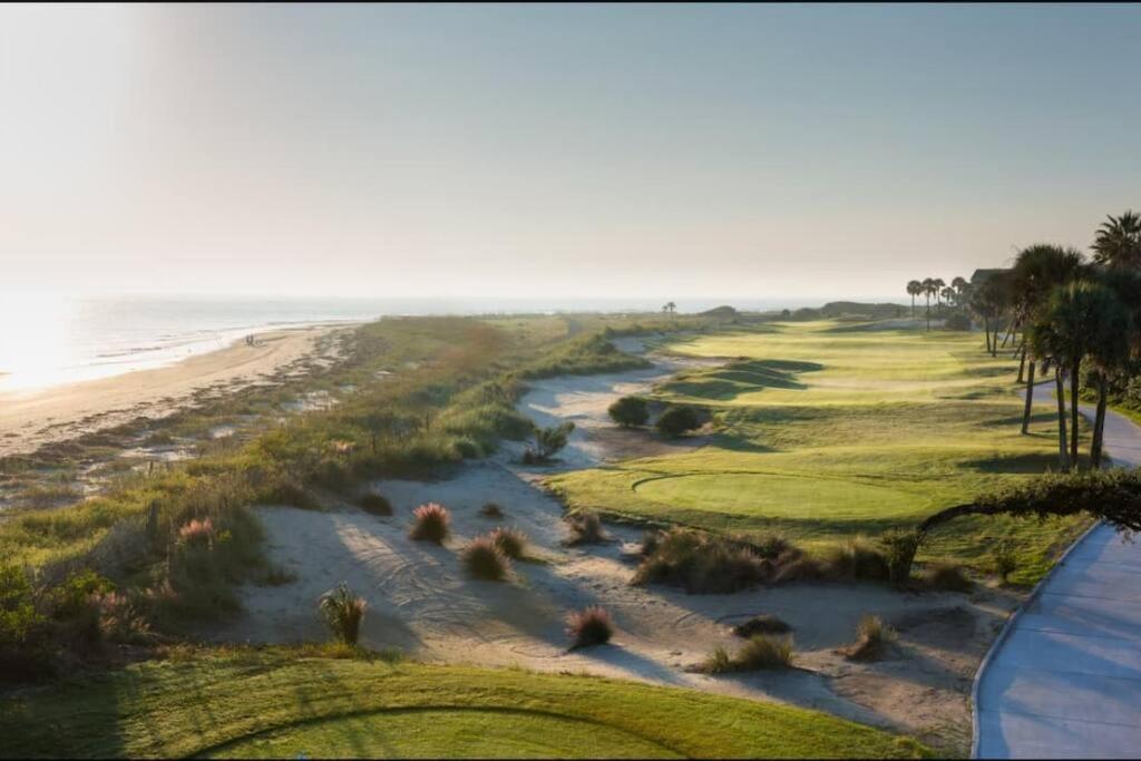 Coastal Casa 5 Mins To Old Village * Charleston