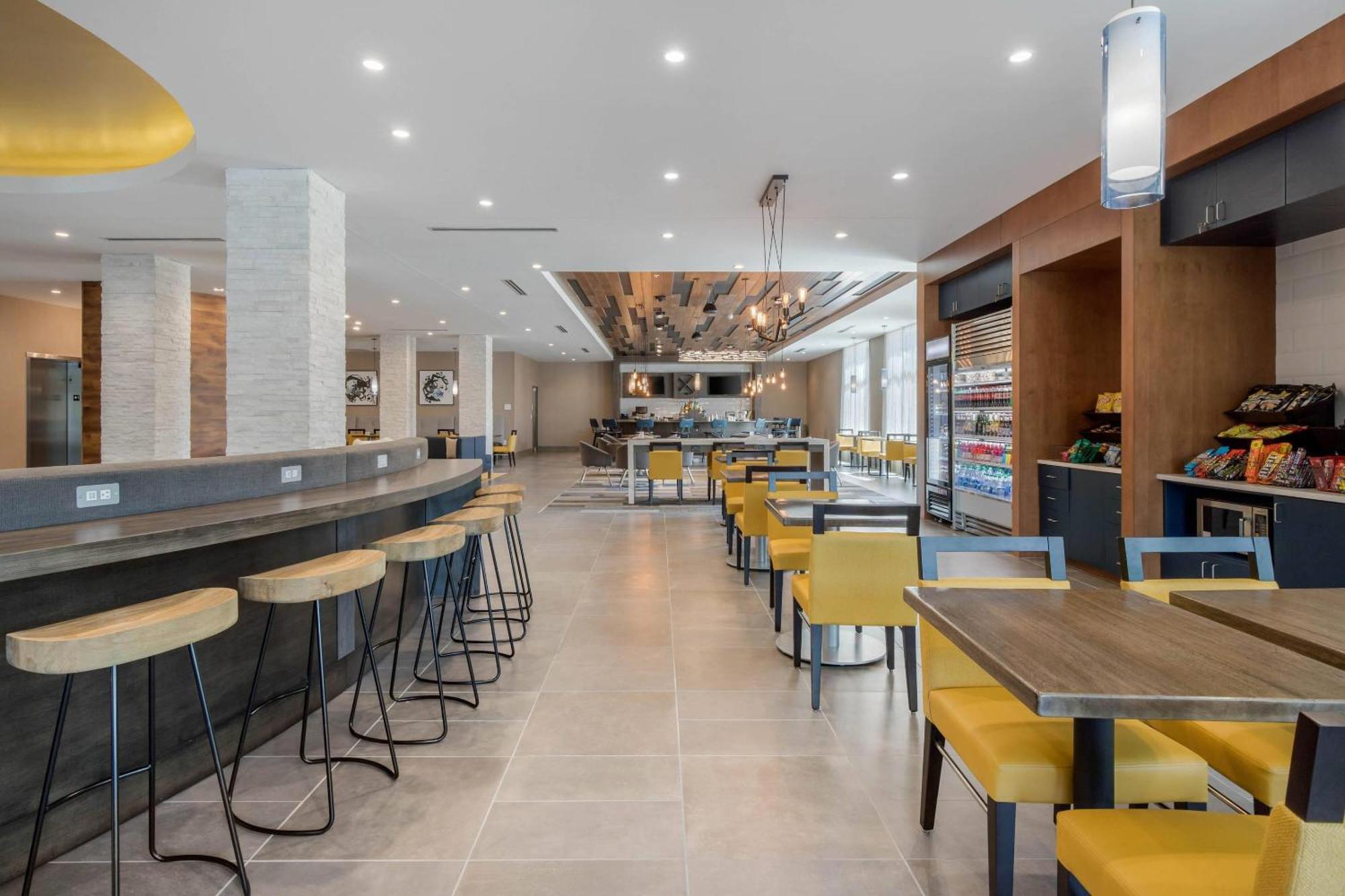 Cambria Mount Pleasant - Hotel 3*