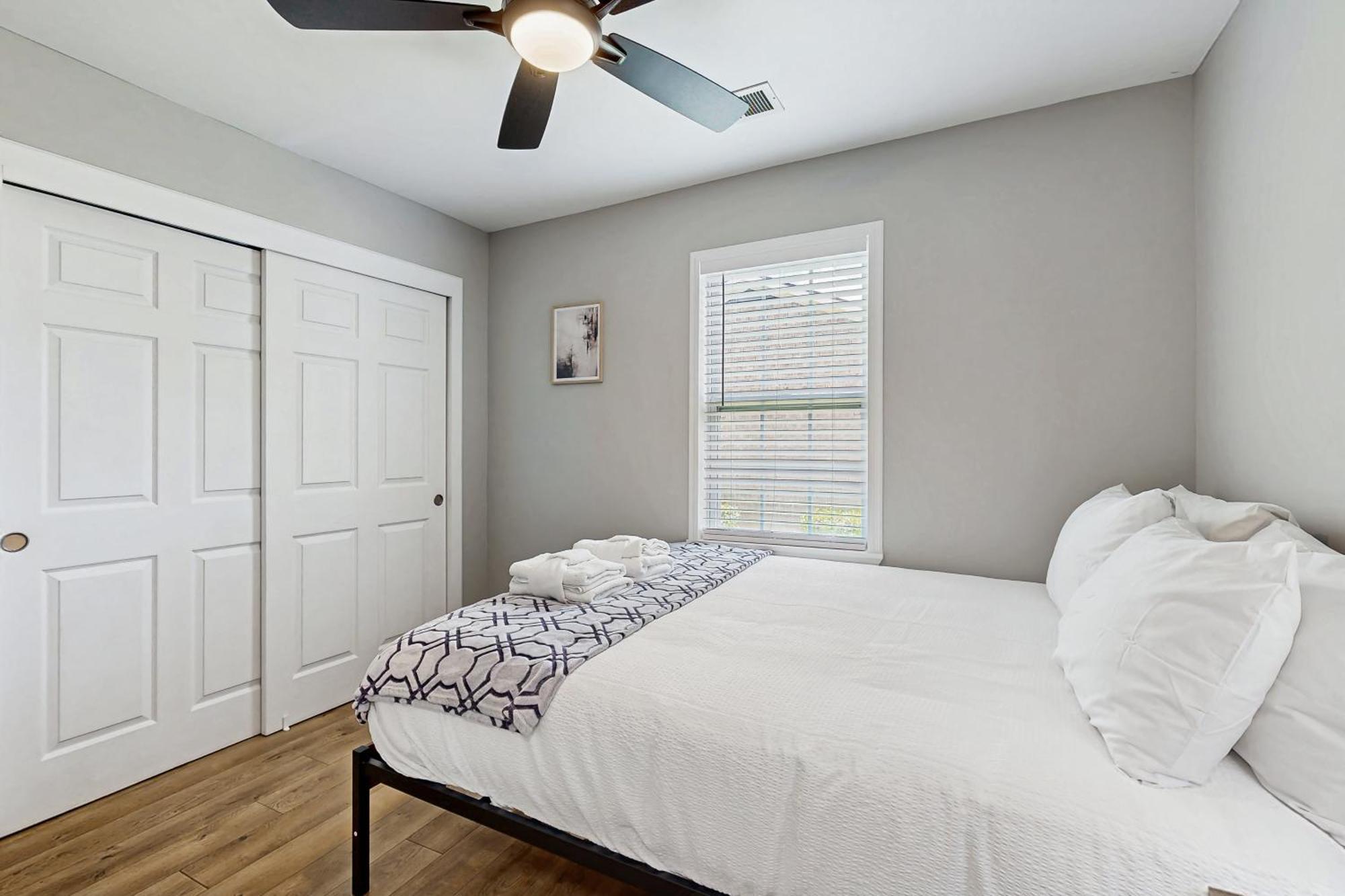 Hanahan Hideaway *