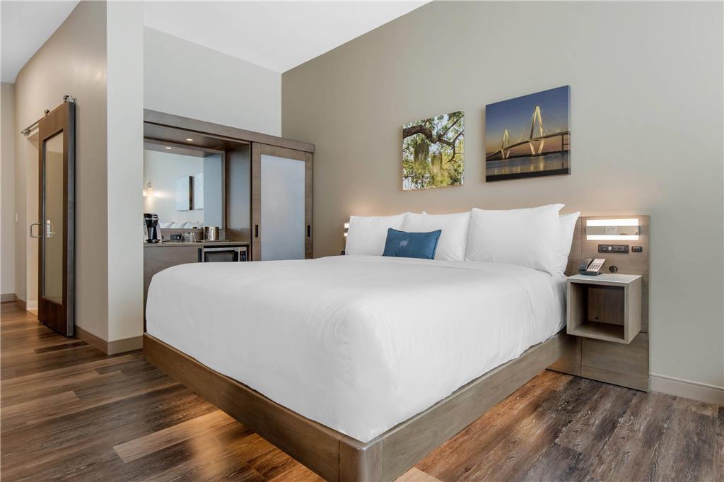Cambria Mount Pleasant - 3*
