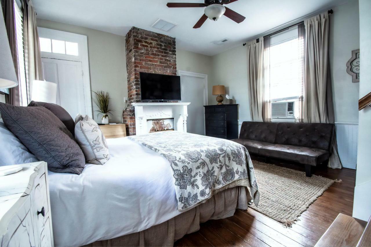 Suites On Coming Apartment Charleston