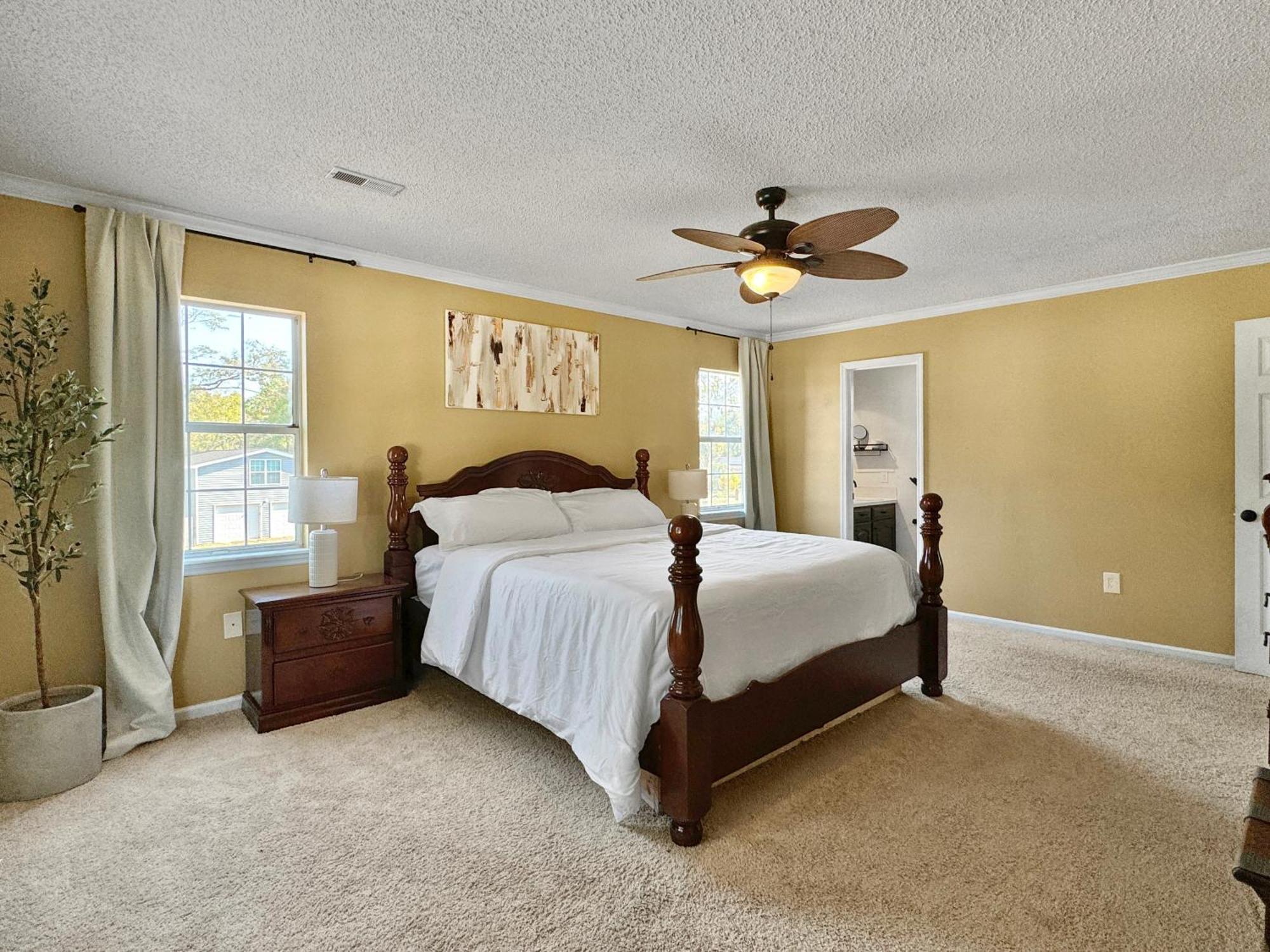 Holiday home Cozy Away From - Pet-friendly, King Bed Charleston