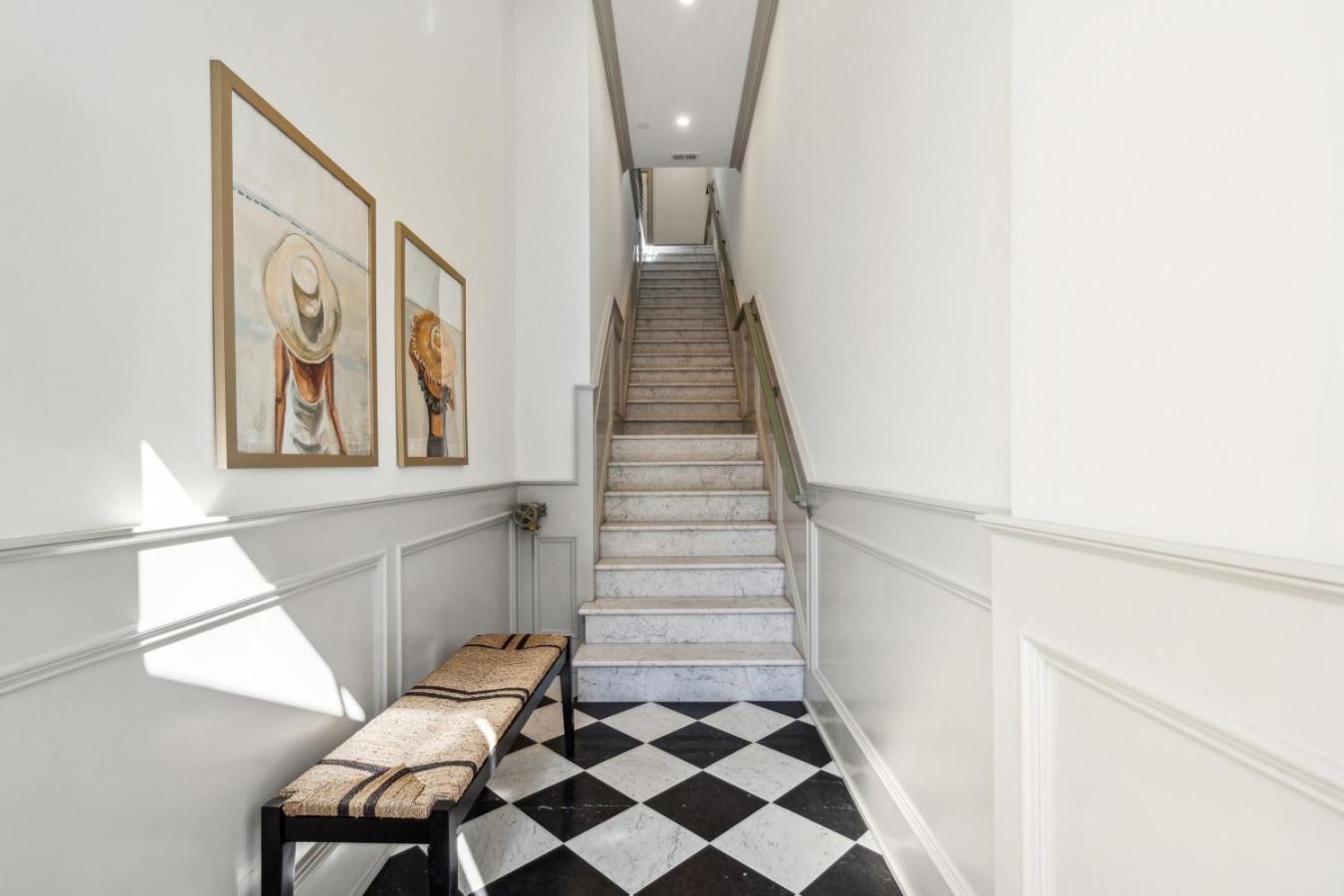 Apartment The Soiree By Vacays-new Build By King